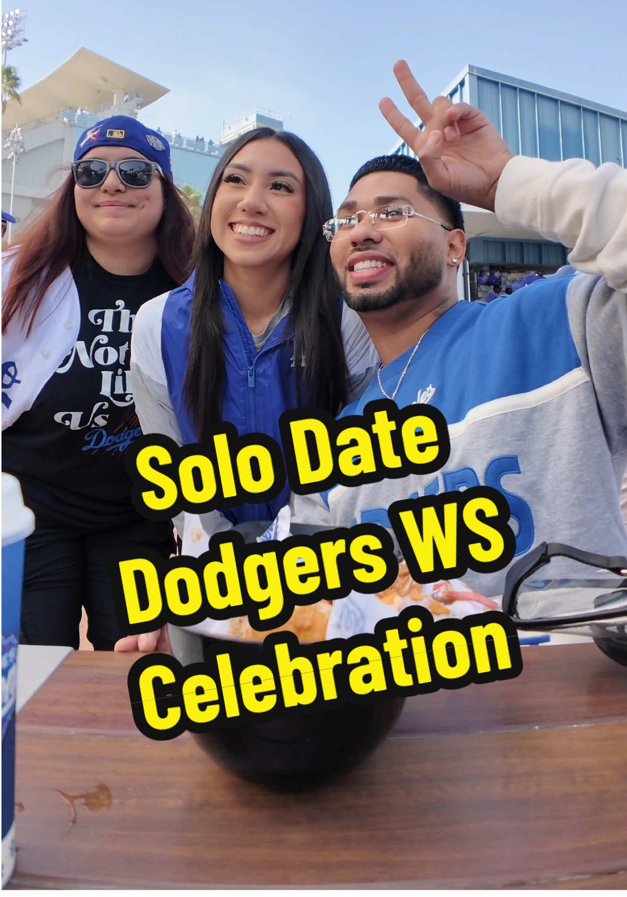 Solo Date to the Dodgers World Series Celebration #dayinmylife #mukbang #Vlog #pov #alone 