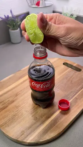 Trộn Coca Cola với chanh – bí kíp tẩy sạch khiến bạn không muốn mua chất tẩy rửa nữa”#meohay#minhchau1985 #meovat 