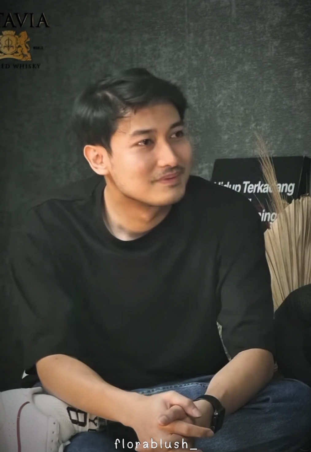 Effort laki-laki gak pernah kelihatan? #quotes #bloommedia #rucas #katakata #bareminimum 