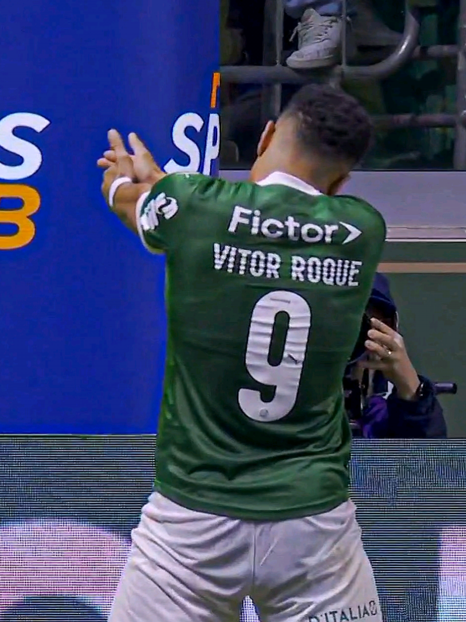 VITOR ROQUE FAZ 2 E DECIDE PARA O PALMEIRAS CONTRA O SANTOS!!! #palmeiras #Santos #brasileirao #vitorroque #futebolbrasileiro 
