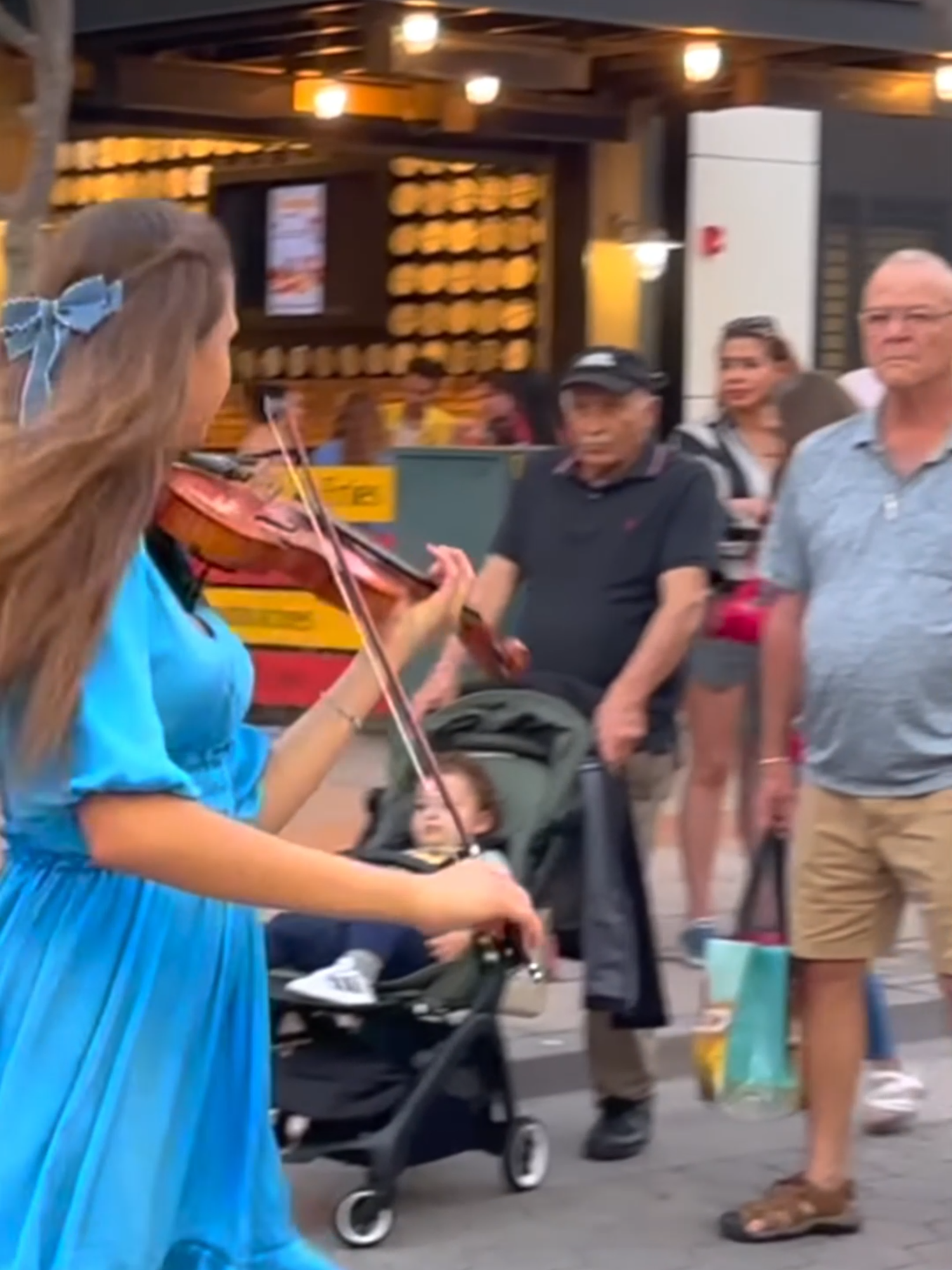 ♥️🌸🌷Set Fire To The Rain (by Adele) - Violin Cover #streetmusician #violin #violon #violinist
