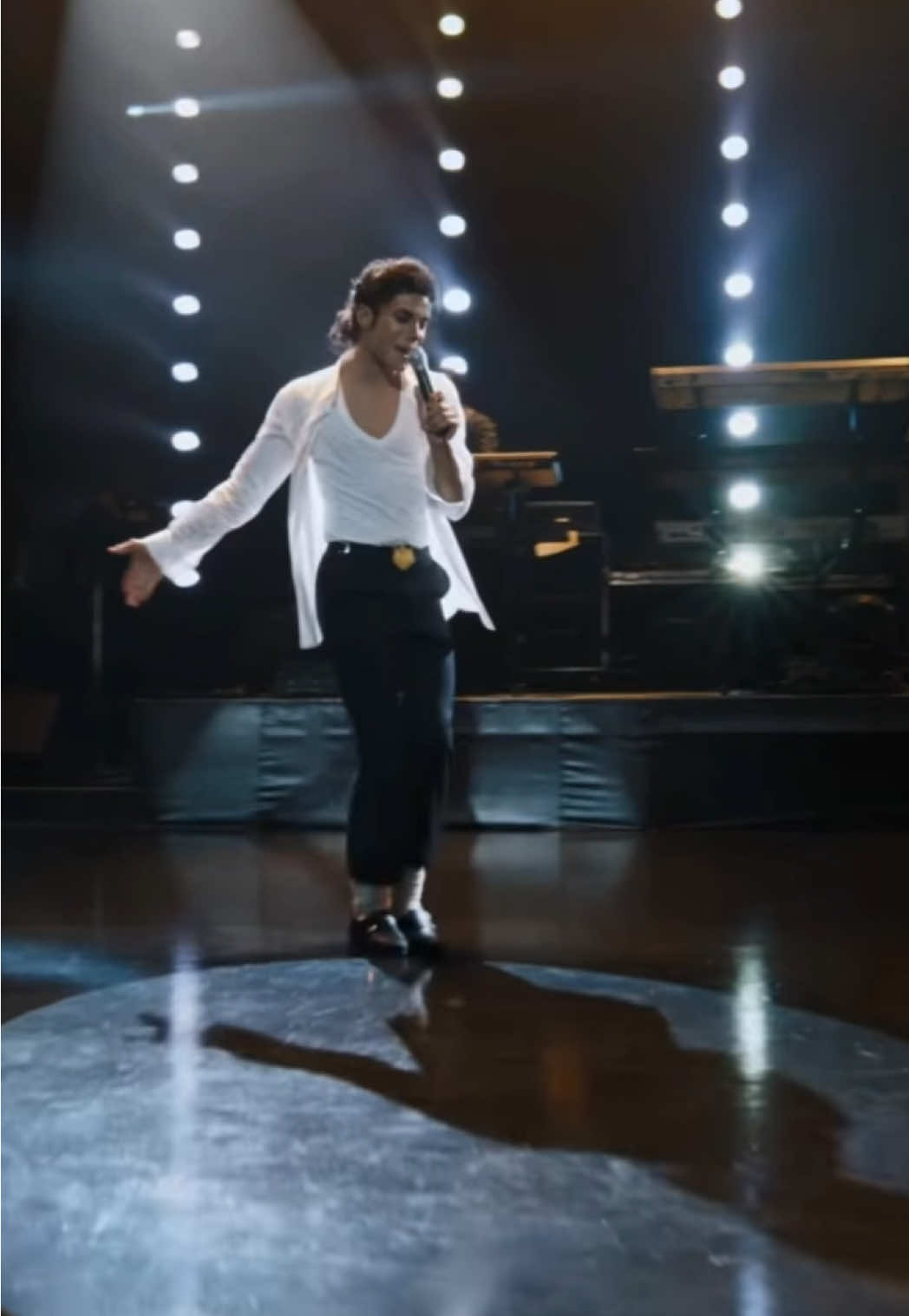 Ya salió el primer trailer de nueva película sobre #MichaelJackson. Protagonizada por #JaafarJackson, sobrino del artista, la película biográfica 