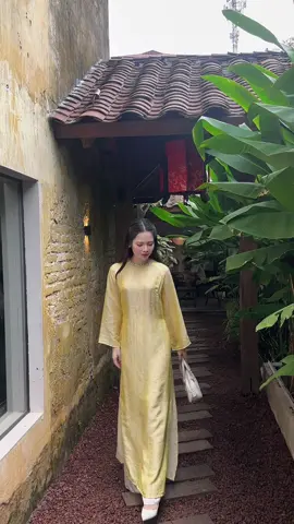 Áo dài xinh diện tết.#huyenthichmacdep #xuhuong #phoidoxinh 