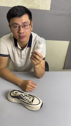 Chai làm sạch giày khô #sachgiay #vesinhgiay #lamấmchgiaykho #meobephay 