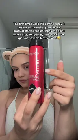 Did anyone else have this problem or did I do something wrong?  @L’Oreal Paris Makeup & Hair @L’Oréal Paris  @lorealgroupe #makeuptutorial #newmakeup #settingspray #lorealsettingspray 