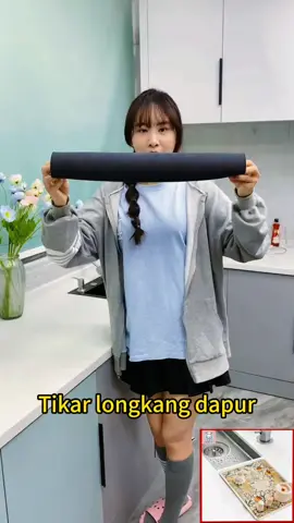 Jom teman kakya mengemas Maaf video kalini panjang sikit, kakya nak tunjuk idea-idea yang berubah-ubah sampai final look yang last. Biasalah hari minggu bosan dok rumah kita tukar suasan kejap. Tq tau korang yang support Kakya. Semoga korang semua dimurahkan rezeki 🥰 #kitchenmat #kitchenmatantislip 