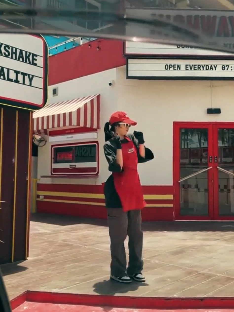 💃💃💃 . . . . . #rekomendasitemplate #template #template #dancestreat  #CapCut 