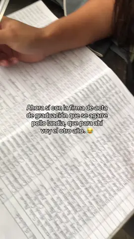 #pollolandia #fyp @Pollolandia #viral #graduacion 