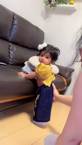 චුට්ටක් චුට්ටක් බලන්න මා දිහා ..❤️ 😁 #babytiktok #fypシ゚ #viral #aimimikelya #creatorsearchinsights 