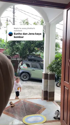 Replying to @sussy_khalisa  Lucu kayak anak kembar 💛😂 #livedaehoon #daehoon 