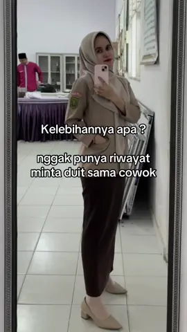 Aku pemalu orangnya, tapi kalo ada yang ngasih aku gak nolak 🤣✌️🙏🏻 #fridayfeeling #hanyahiburan #berandaa #xaydung #fypシ゚ 