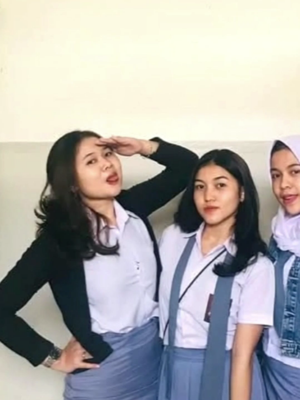 istirahat joget duluu #fyp #masukberanda #cantik #viral #joget 