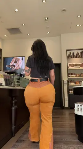 get between me and chocolate… I dare you 🤺