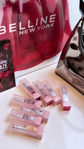 Son bóng dưỡng ẩm mượt cho mùa lạnh #MaybellinexHapas #HopTacCungMaybelline #Lifterglaze #vulaci 