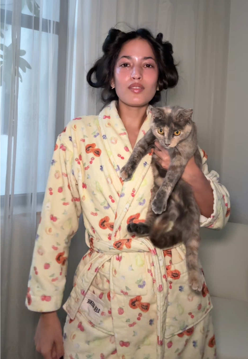 Doing this trend when I’m close to 30 is not fun 🤣 #grwmroutine #foryoupage #trending #hair 