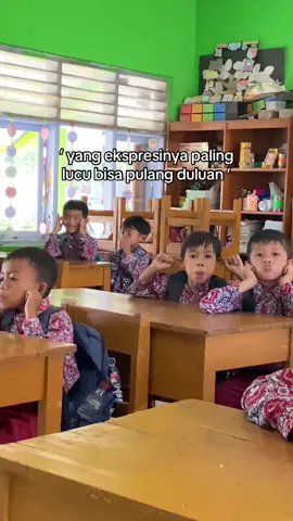 terlepas suka dibikin naik darah, banyak hiburannya ko kalo ngajar kelas 1 🤣 #guru #kelas1sd #jointrend #kocak #hiburan 