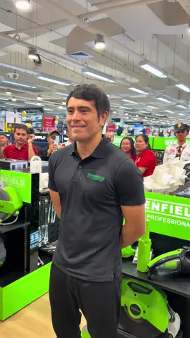 Gerald Anderson graced at the Relaunch of Handyman Robinson’s Manila. ❤️ #geraldanderson #robinsonsmall 