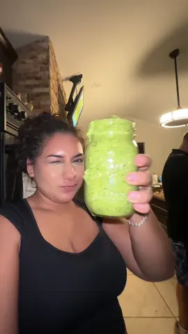 So easy so delicious Salsa Verde 🫶🏽 #salsaverde #mexicanfood #texas #956 #mexicanrecipe 