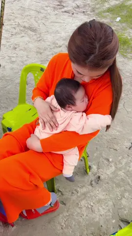 ប៉ុនម៉ាក់បាត់ហើយ ប្រុសគុជ😂❤️#yp #family #toktok 