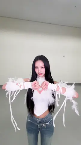 #WONI can make your heart drop 💓 #RESCENE #lip_bomb #Heart_Drop  #Heart_Drop_Challenge 