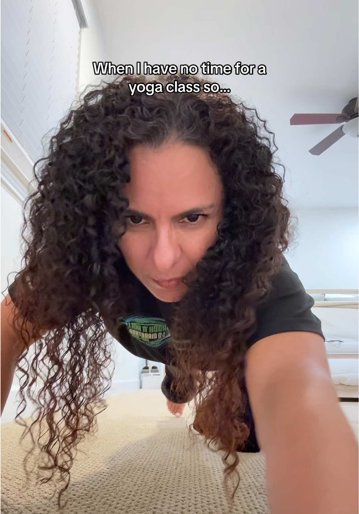 No excuses ☺️ 🙏🏼#theaguilars #mom #workout 