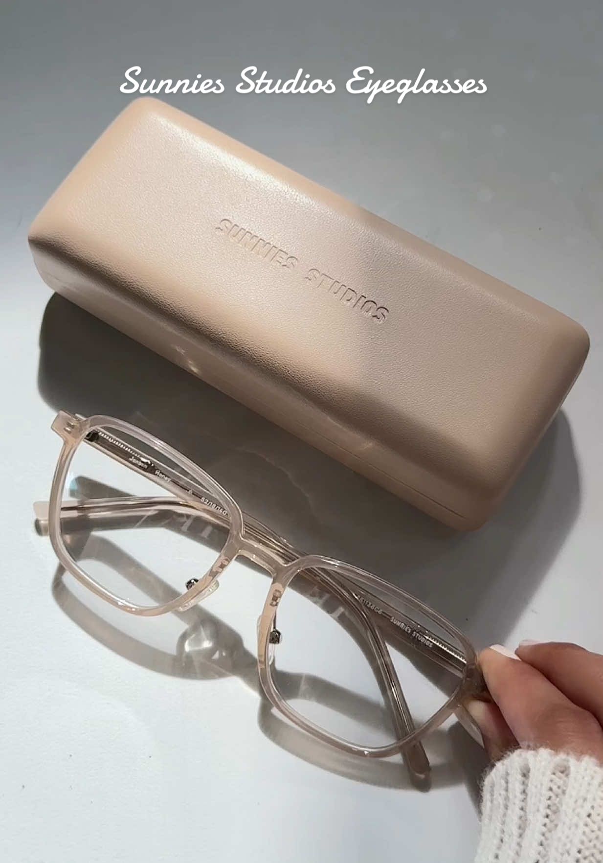 A perfect pair for every look! ✨ #sunniesstudios #sunniesjensen #cuteeyeglasses #jensenhoney #eyeglasses  