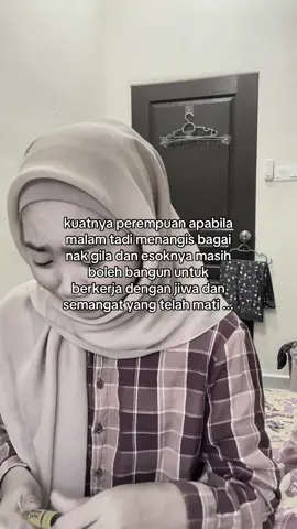 menangis.. menangis jugak, duit tetap perlu ya guys ..