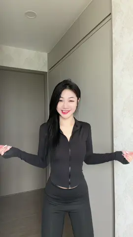 nghe nói mặc bộ này xh 