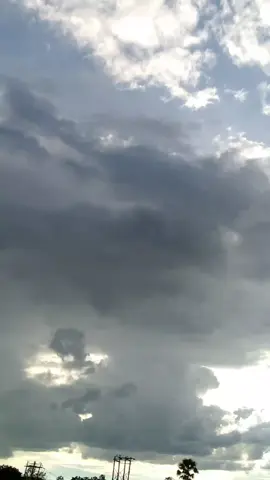 #သူနဲ့နီးရမယ်ဆိုရင်ဘယ်လောက်ဝေးဝေးရင်ဆိုင်မယ် #