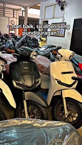 Monggo 🥰 ‼️SPESIAL PROMO DEALER MOTOR BLITAR‼️  CASH/KREDIT HARGA PALING TERJANGKAU DI BLITAR, KREDIT BEBAS UANG MUKA BEBAS PILIH PROMONYA 🥳 Angsuran Mulai 20rb-an Perhari Beli Disini Dapatkan Banyak Kemudahan :  ✅ Proses Mudah Tinggal Tunggu Dirumah ✅ Bayar Waktu Motor Datang ✅ STNK & PLAT Kirim Kerumah Free Ongkir ✅ Tukar Tambah Bisa Dibantu ✅ Reqwest Angsuran Sesuai Kemampuan? Bisa ✅ Cash Tempo ? Bisa ✅ Bayar 6x Atau Tenor Pendek ? Bisa Mau Konsultasi & Tanya* dulu Hubungi : MAS ICAL - Sales Executive Sido Makmur Jl Merdeka Kota Blitar ☎  WA 0818-0937-4493 - https://wa.me/6281809374493 🎁 Bonus Melimpah Khusus 15 Pemesan Pertama 🆓️ Karpet 🆓️ Oli 🆓️ Helm  🆓️ Jaket 🆓️ TG Spidometer 🆓️ Mantel 🆓️ Kunci Anti Maling 🆓️ P3K 🆓️ Bracket Plat
️🆓 Cover Remot & Keychan 🆓️ Cairan Anti Bocor 🆓️ Gratis Jasa Service Sampai 4x 🆓️ Potongan Angsuran 1-3 Bulan 🆓️ GARANSI Rangka & PGMFI 5th 🆓️ GARANSI Mesin 3th 🆓️ GARANSI Kelistrikan 1th Testimoni?  Bisa Cek Instagram / FB : @dealermotorblitar #d#dealermotorblitarb#blitar24jamb#blitarb#blitarhitsb#blitarkekinian#blitarkeren        