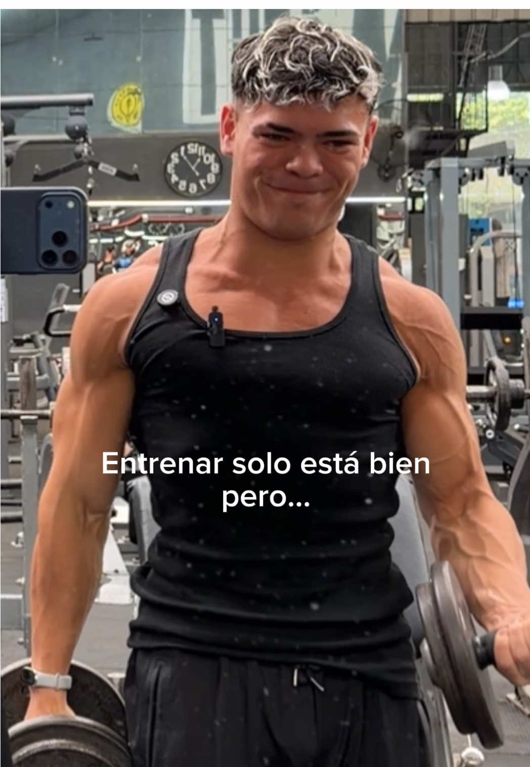 Y ustedess, ya tienen su compañero de entrenamiento? Los quiero @Cris Grosz @julypenaa 🫂