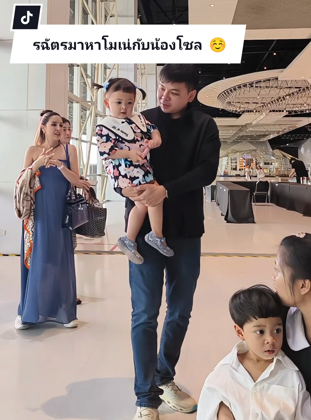 พาพี่เกลมาหาโมเน่กับน้องโซล ❤️ ขอบคุณพ่อแซกแม่เมที่อนุญาตให้ถ่ายรูปนะคะ 🙏🏻 #โมเน่ #โซลโมเน่ #โมเน่โซลซี่  #รฉัตรที่รัก 🌻 #งานBBB