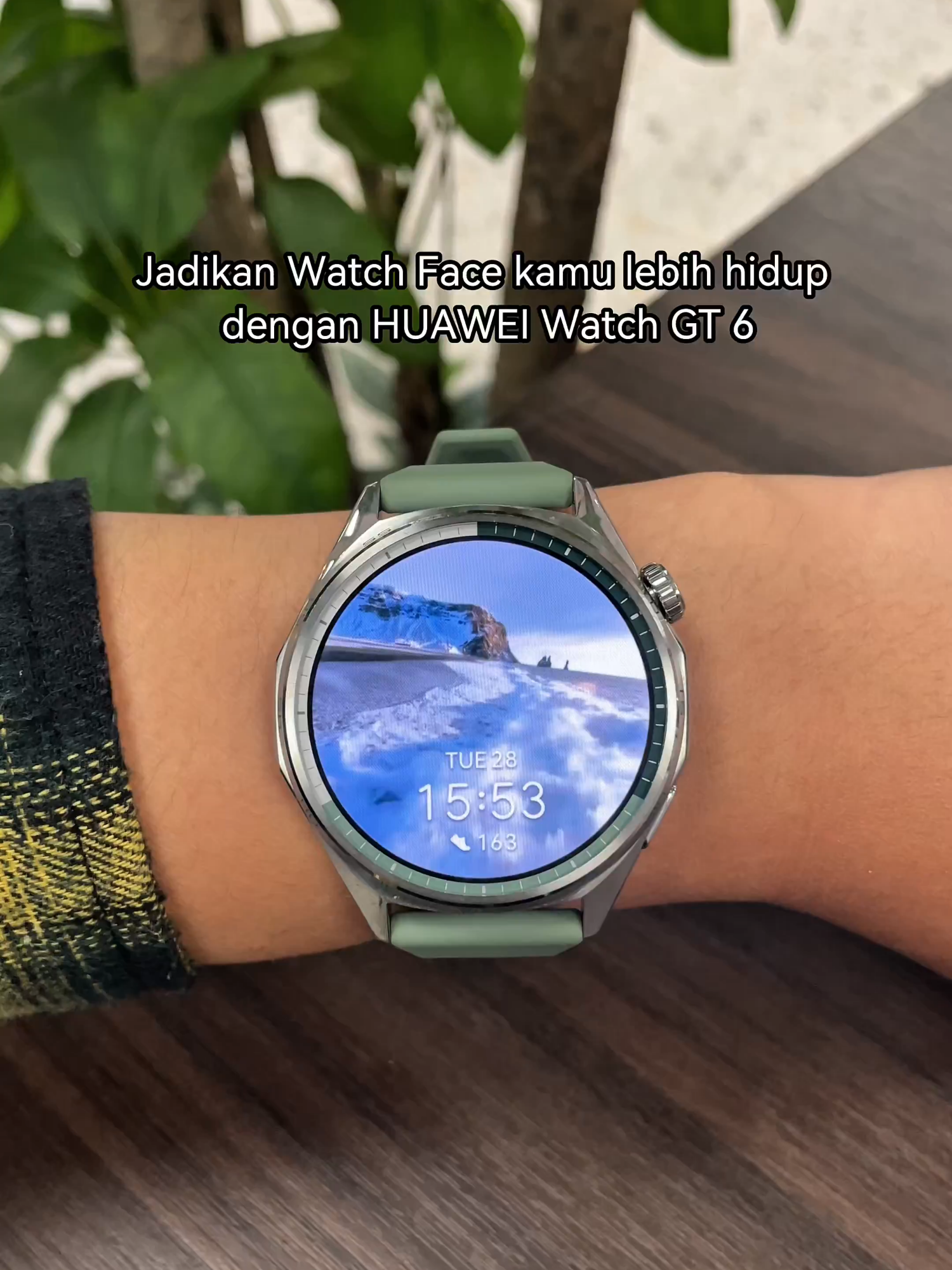 Tampilkan gaya kamu dengan watch face yang bisa disesuaikan! 🎨 Bikin setiap tampilan lebih personal dan keren! 💥 #HUAWEI #HUAWEIINDONESIA #HUAWEIWATCHGT6 #HUAWEIWATCHGT6PRO #HuaweiWatchGT6Series #Smartwatch #NEW #FYP