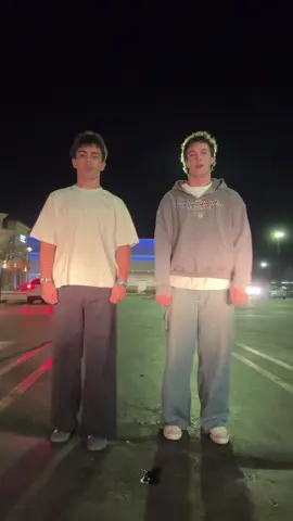 we heart bill #wokeyslush #uwu #2man @bill 