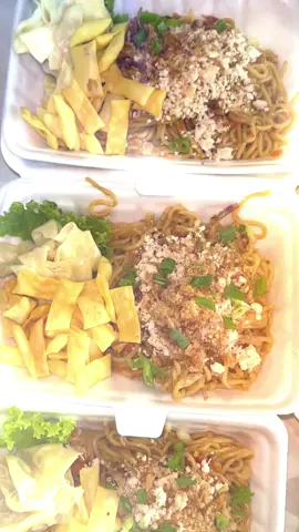 minggu ini kita ready lagi ya teman