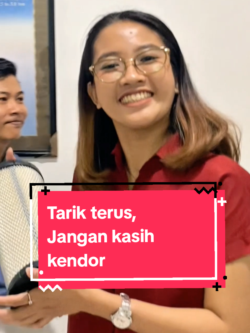 Tarik terus, jangan kasih kendor!!  dapetin Sparepart Forklift Termurah dan Berkualitas di ForkliftMurah! #forkliftmurah #sparepartforklift #fyp #velocity 