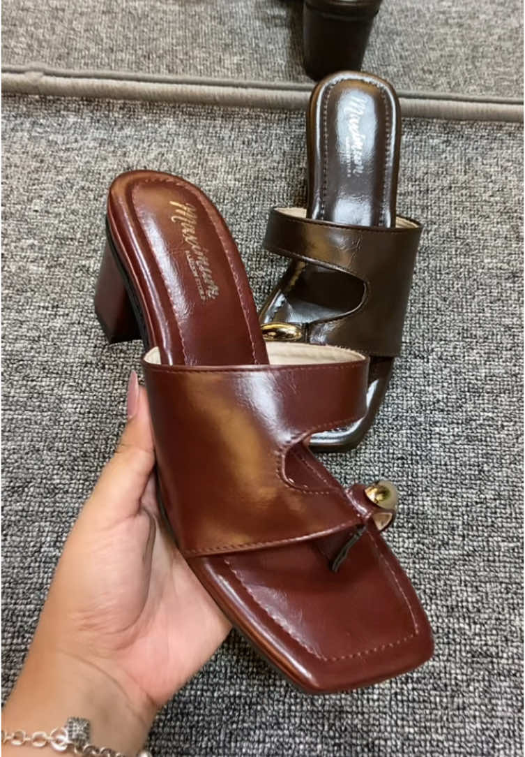 🖤🤎#fyp #sendalwanita #sendalkekinian #sandalmewah #sendalmewah #heelswanita #heels #heelssandals 