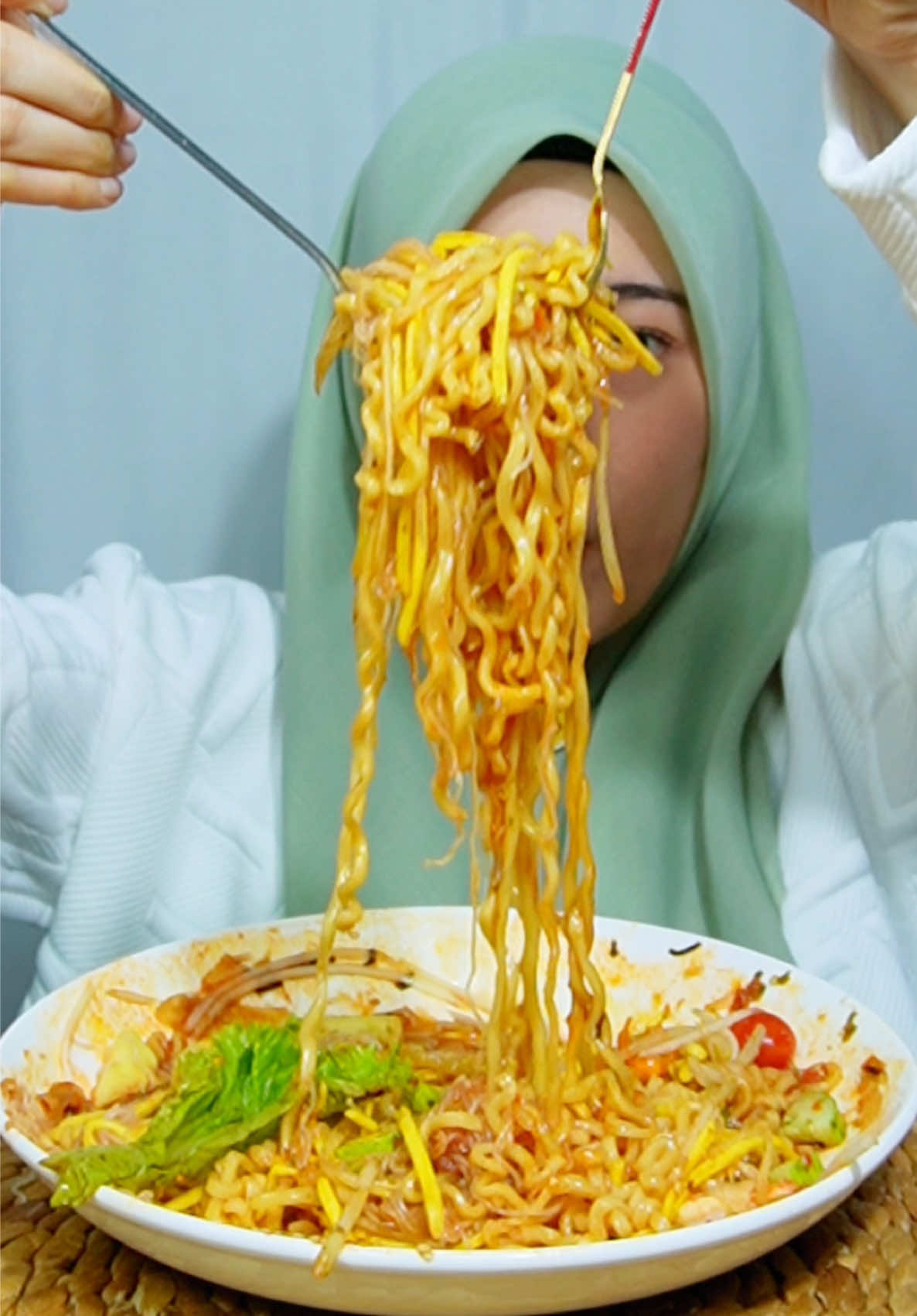 SOMSAM = somtam samyang hehehehe  #inicia #somtam #samyang #asmr #mukbang 