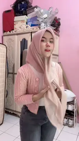🩷🤍#viralvideo #fakebodyy⚠️ #viralvideo #jilbab #beranda 