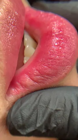 Môi sau bong trong như thạch #TớiNguyễn #DaoTaoPhunMoi #KhoaHocNangCao #quanquankientuongsaubong #quanquandiamon #xuhuong 