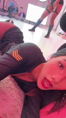 @Millionbaby88 @bella 