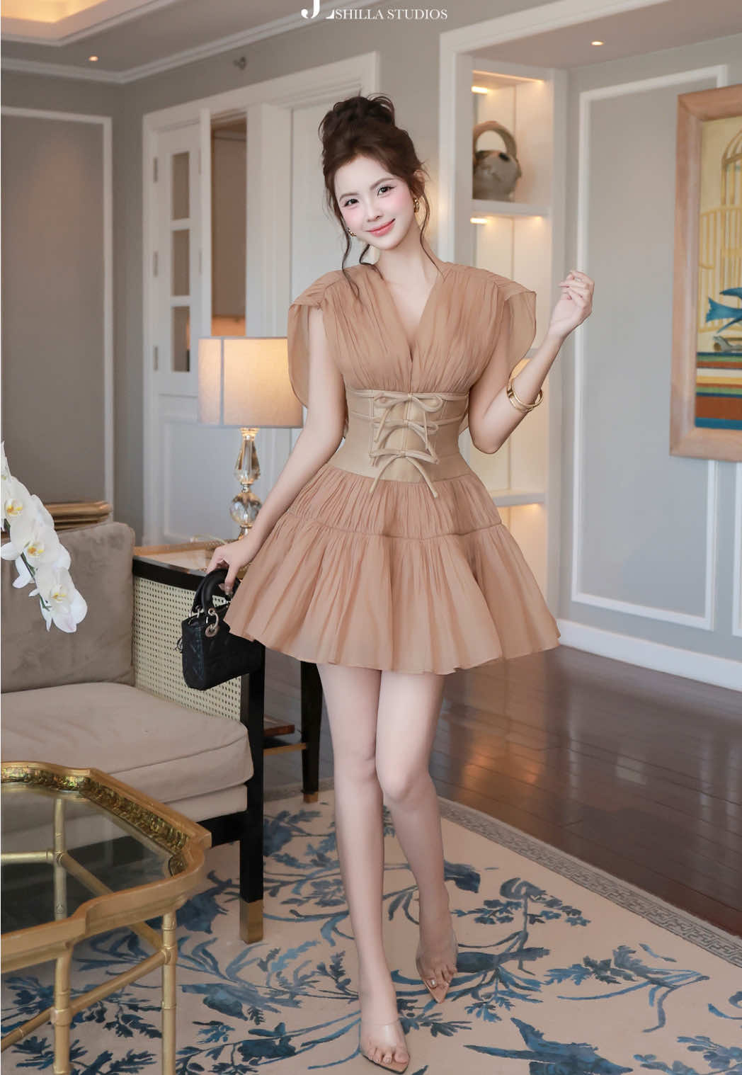 Đoá hoa trà tôi tìm người gửi gắm Mời anh nào say đắm gửi trao tayyyy...