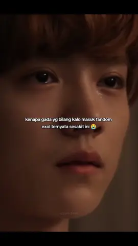 udah keburu nyemplung, mau ninggalin juga udh sayang bgt. gmn dong 🥺 #exo #exol #exoweareone 