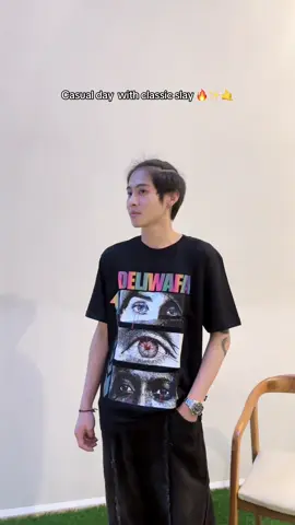 Casual day with classic slay 😍😍 asli keren poll kaosnya gas CO sih #djpanda #pandagank #deliwafastore #produklokal #fyp 