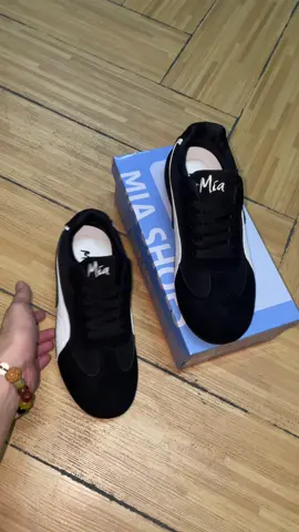 Casual sports sneakers shoes for women and men #casualshoes #sneakers #unisexshoes #flatshoes #fyppppppppppppppppppppppp 