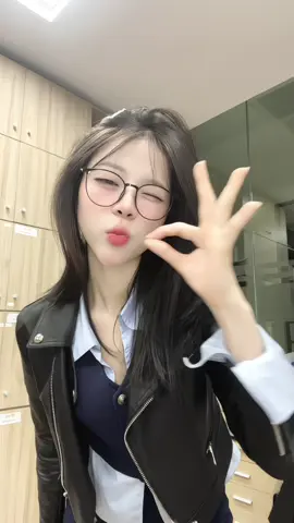 #xuhuong #fyp #foryou #dance #outfit 