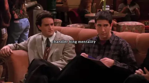 my comfort character 🤣💕 #friends #chandlerbing #funny #viral #comfortshow 