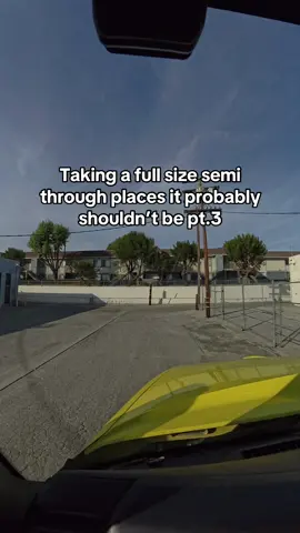 Ready for all the super trucker comments🤣 #tight #close #truckerlife #whyamihere #pov 