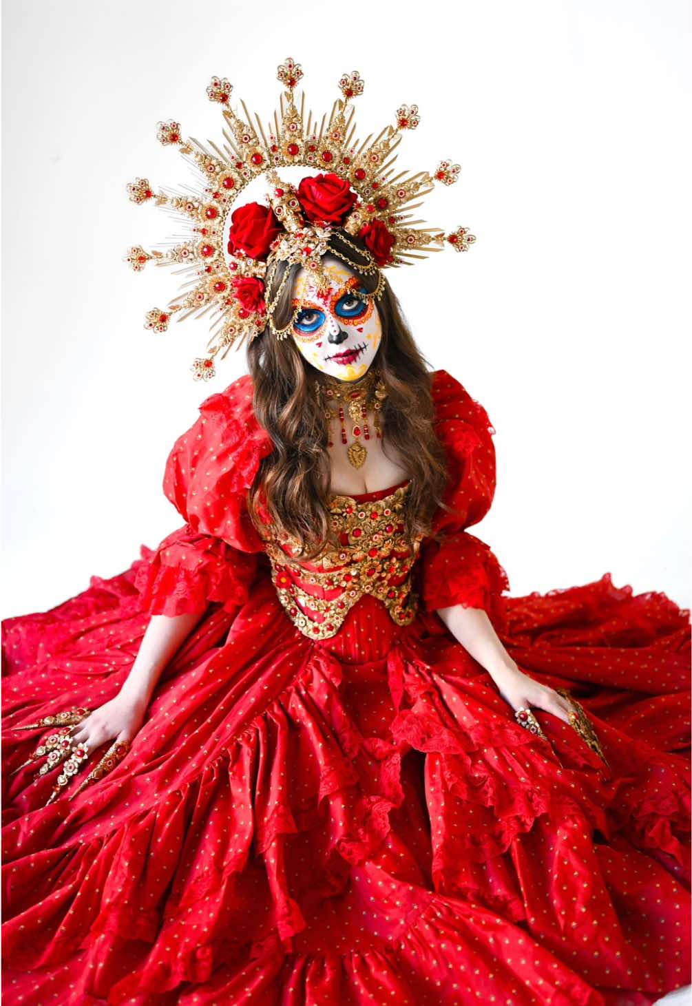 probably the coolest photos I have of myself. HANDS DOWN. thanks for tuning in to this adventure hehe ♥️ #notsophiesilva #lamuerte #bookoflife #diademuertos #31daysofhalloween 