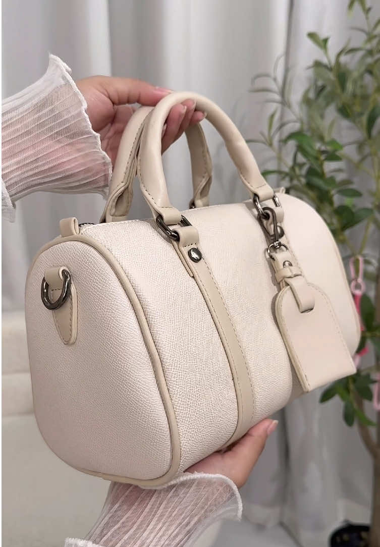 Your everyday bag, for every kind of day. 🤍 #fyp  #TikTokShopFashion #foryou #TikTokShop11BigPamasko #yotobag 